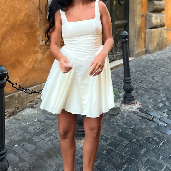 House of CB Ivory Florianne Dress - Picture 9 of 9